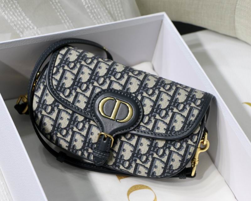 DIOR M8013 22x13x5cm yz