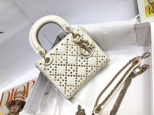 Dior Lady白色羊皮五角星M0505 17x15x7cm wz
