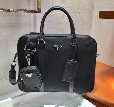 Saffiano Re-Nylon 2VE871 36x28x7cm ap 39