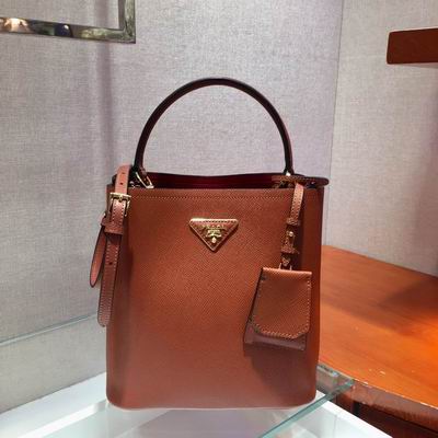 Panier Saffiano 1BA212 22x23x13cm ap 12