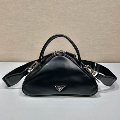 Triangle 1BB082 25x14.5x11cm ap 02