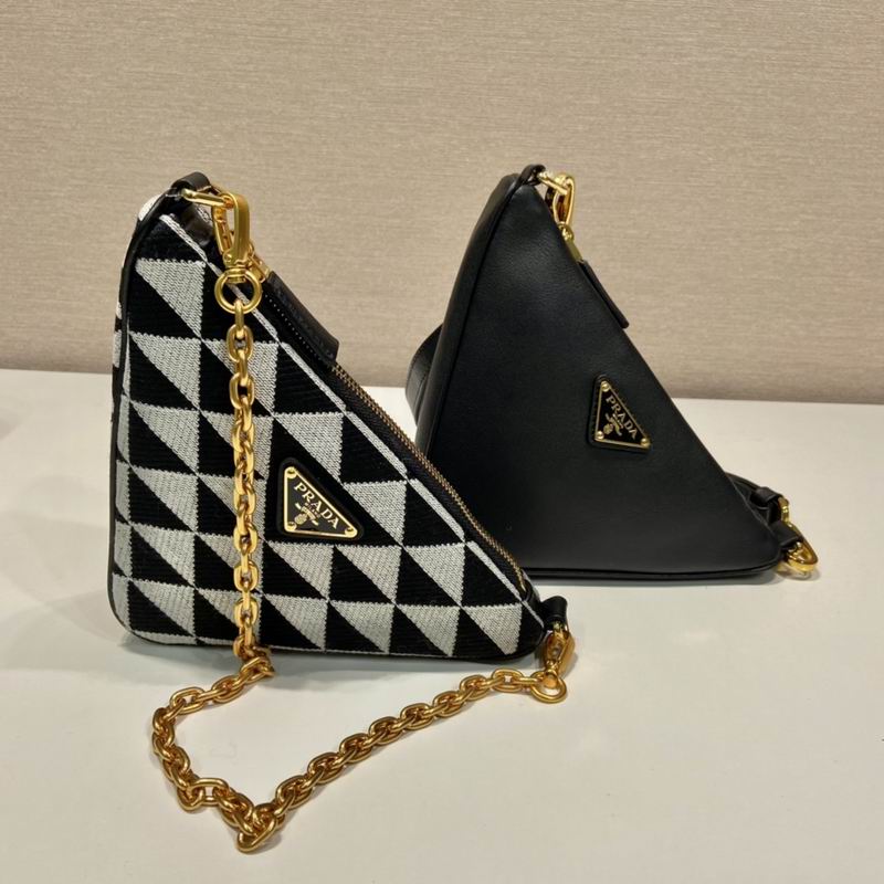 Prada 1BC176双子包23x25x5cm AP