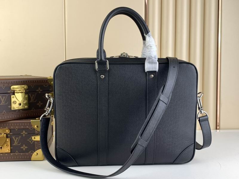 Voyage M30925十字纹克36.5x27.5x6cm gf