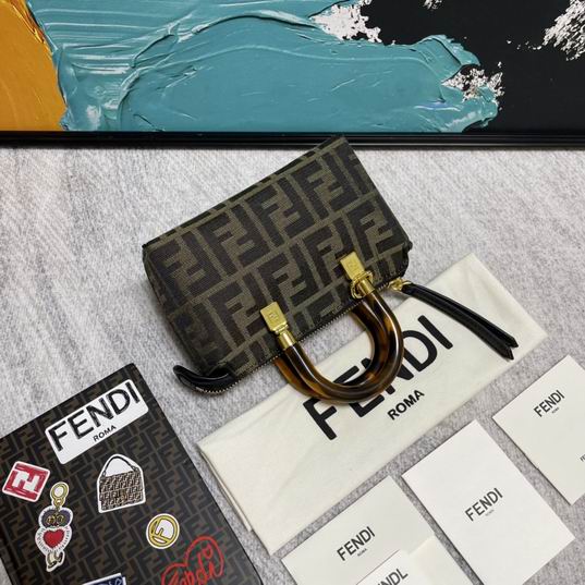 Fendi By The Way 8BS607 18.5x8.5x7cm zy