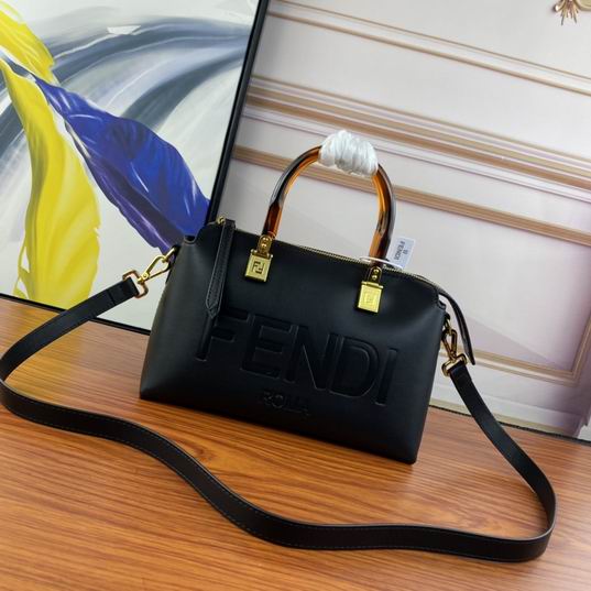 Fendi ByThe Way 8810 27cm ww4色