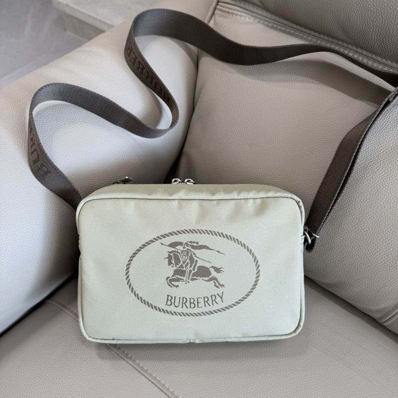 Burberry 26.5x9x18cm HQ 1