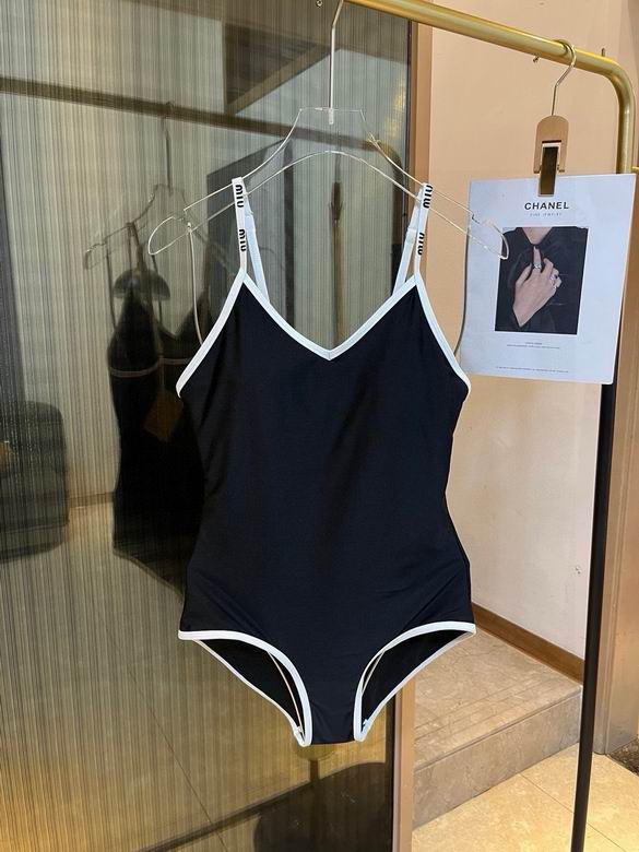 MiuMiu S-XL 05