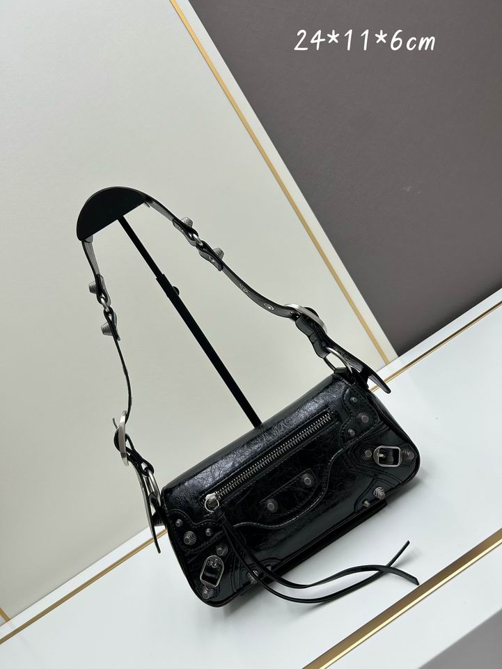 Balenciaga 24x11x6cm jj