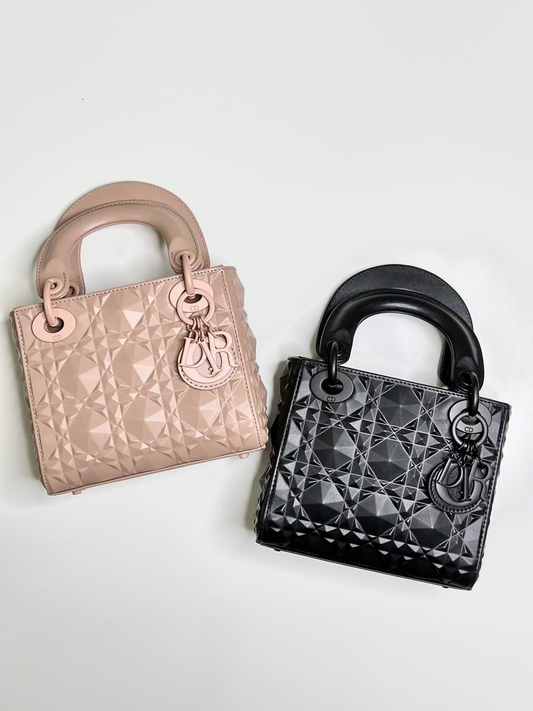 Dior 6010 17cm wz