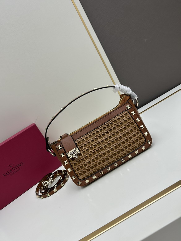 Valentino Rockstud1:1