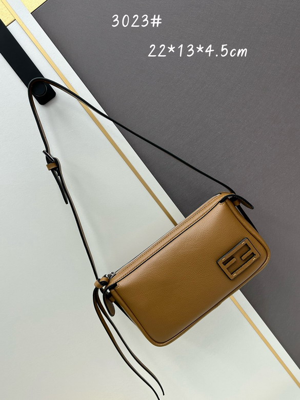 Fendi 3023 22x13x4.5cm ss1