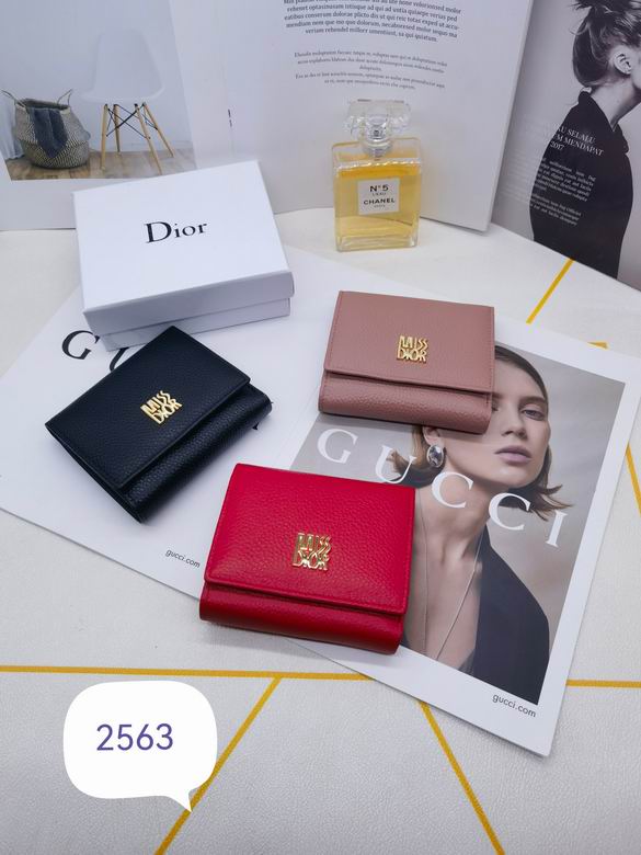 2563 XMY 3colour