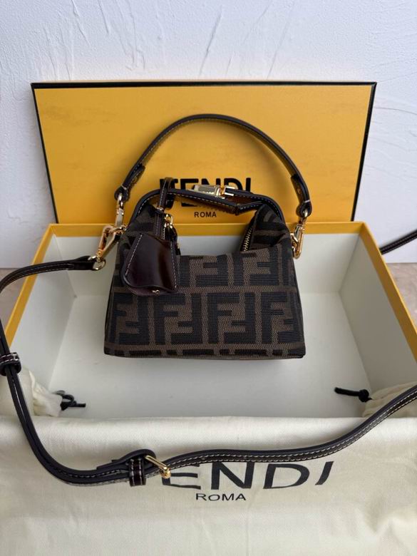 15X9X13cm 010901 YG