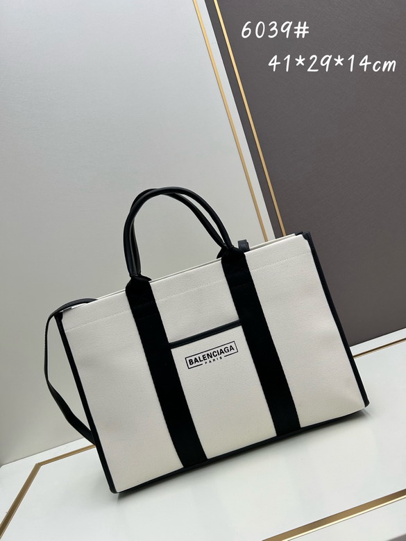 2025 Balenciaga Hardware Tote1:1