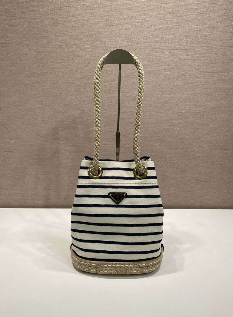 Prada 1BE082 28x23.5x15cm AP1