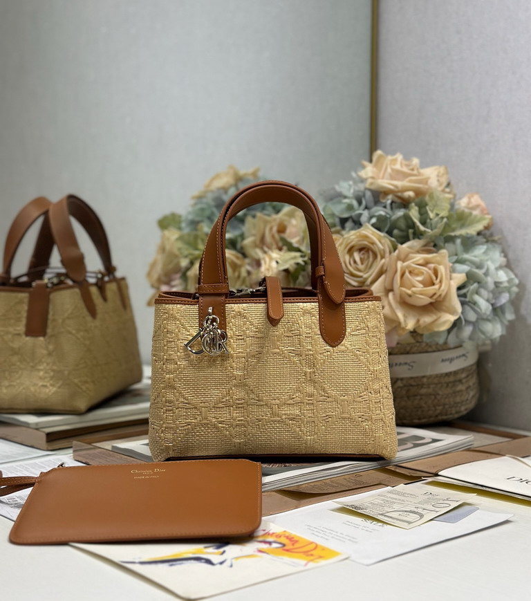 Dior 1188 23x15x15cm yz