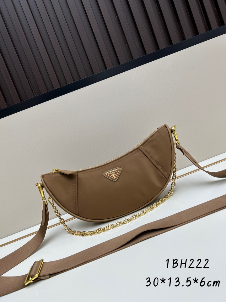 Prada 1BH222 30x13.5x6cm jj1