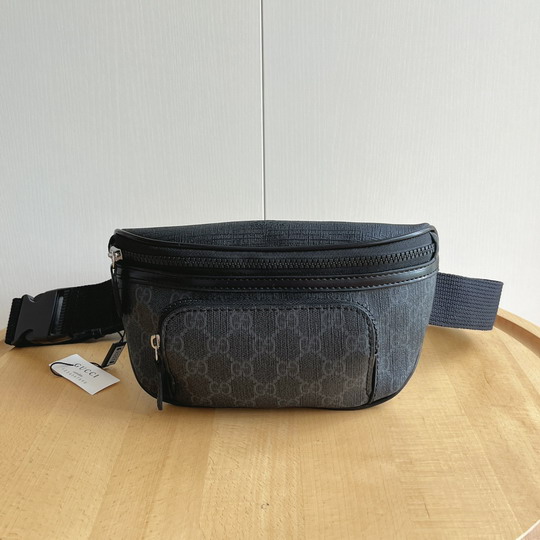 GG 450946 23x11.4x7.6cm ss1