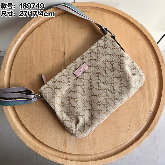 GG 189749 27x17x4cm ss1