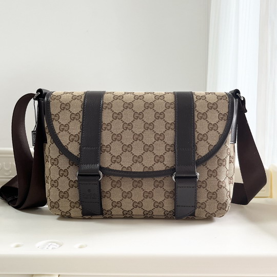 GG 374429 24x30x9cm ss1