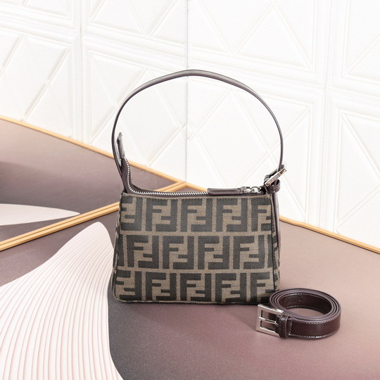 Fendi 07725 19x8x14cm ss1