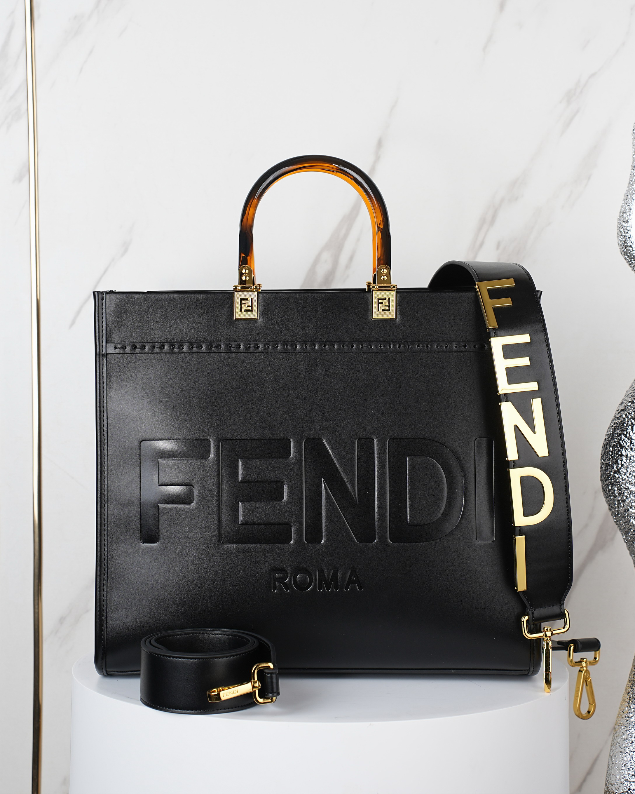 Fendi 35x17x31cm jj1