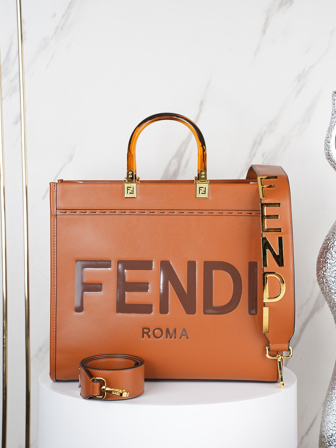 Fendi 35x17x31cm jj2