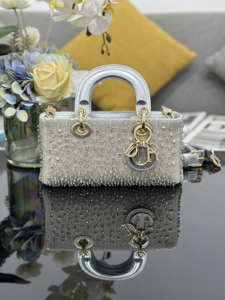 Dior Lady M0613 22x12x6cm yz5
