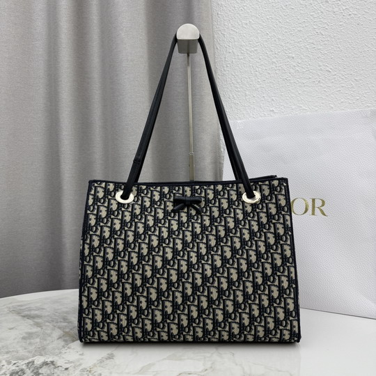 Dior M1411 37x29x14cm yz