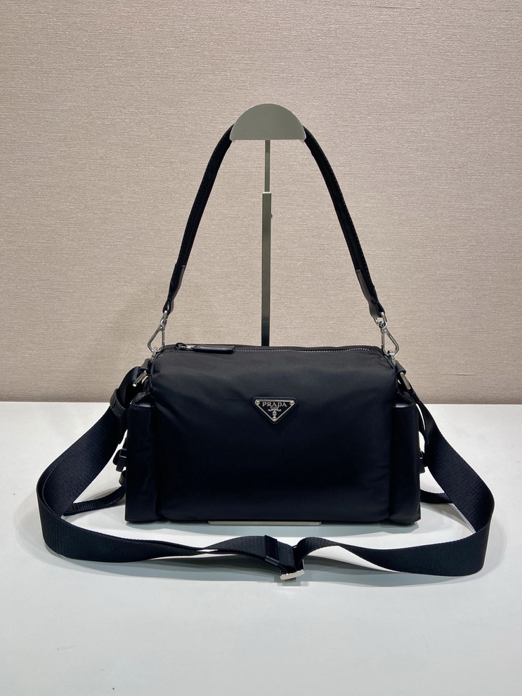 Prada Explore 2VH206 31x17x11cm AP