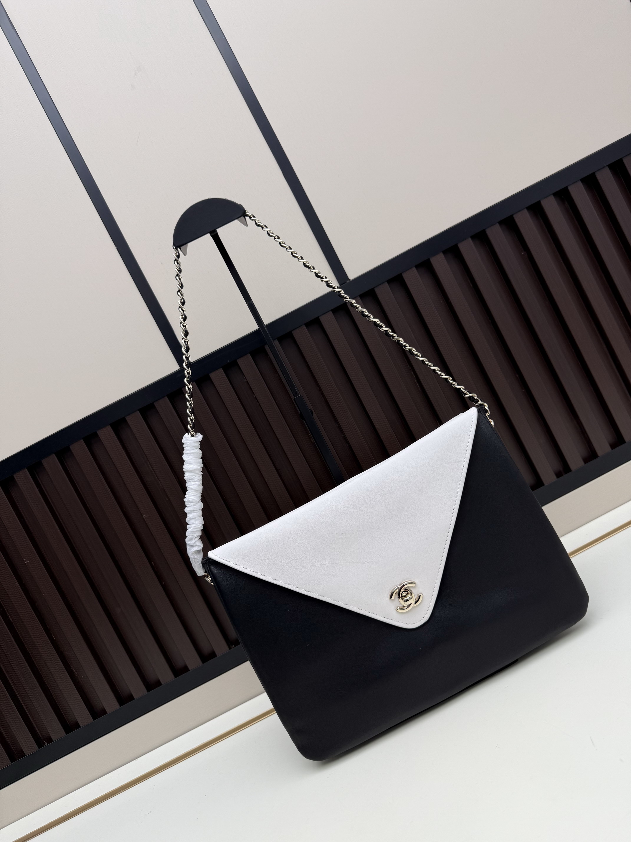Chanel 1A027 29x21x5cm jj