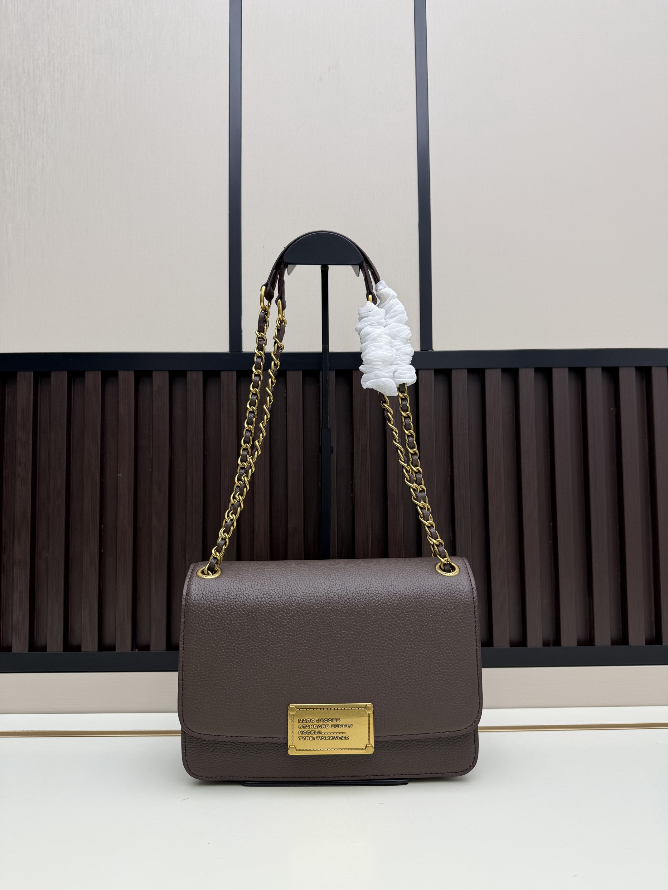 Marc Jacobs 008942 24x7x17cm jj7