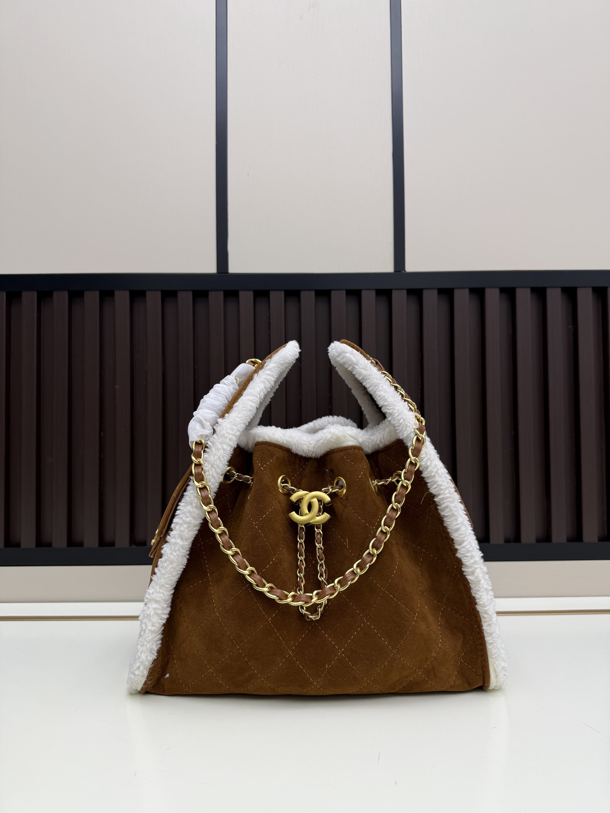 Chanel 2565 27x22x12cm jj1