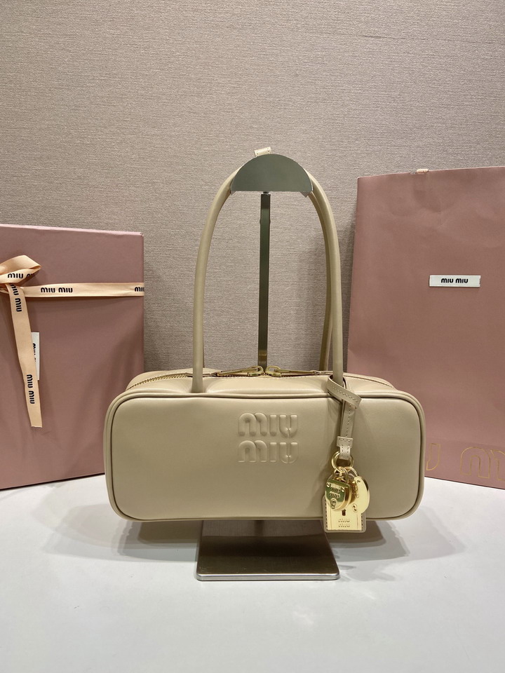 Miu 5BB173 28x11.5x8cm AP