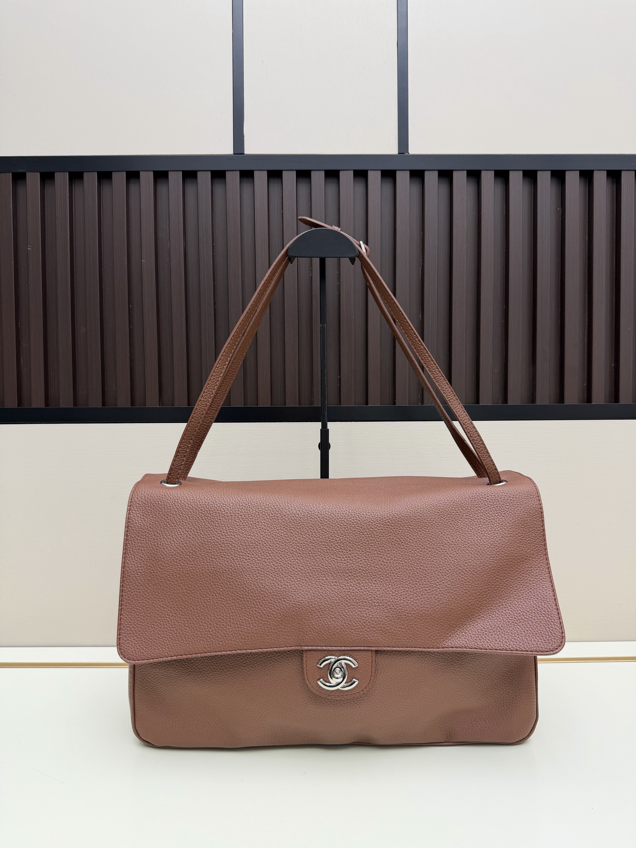 Chanel 2663 39x24x11cm jj1