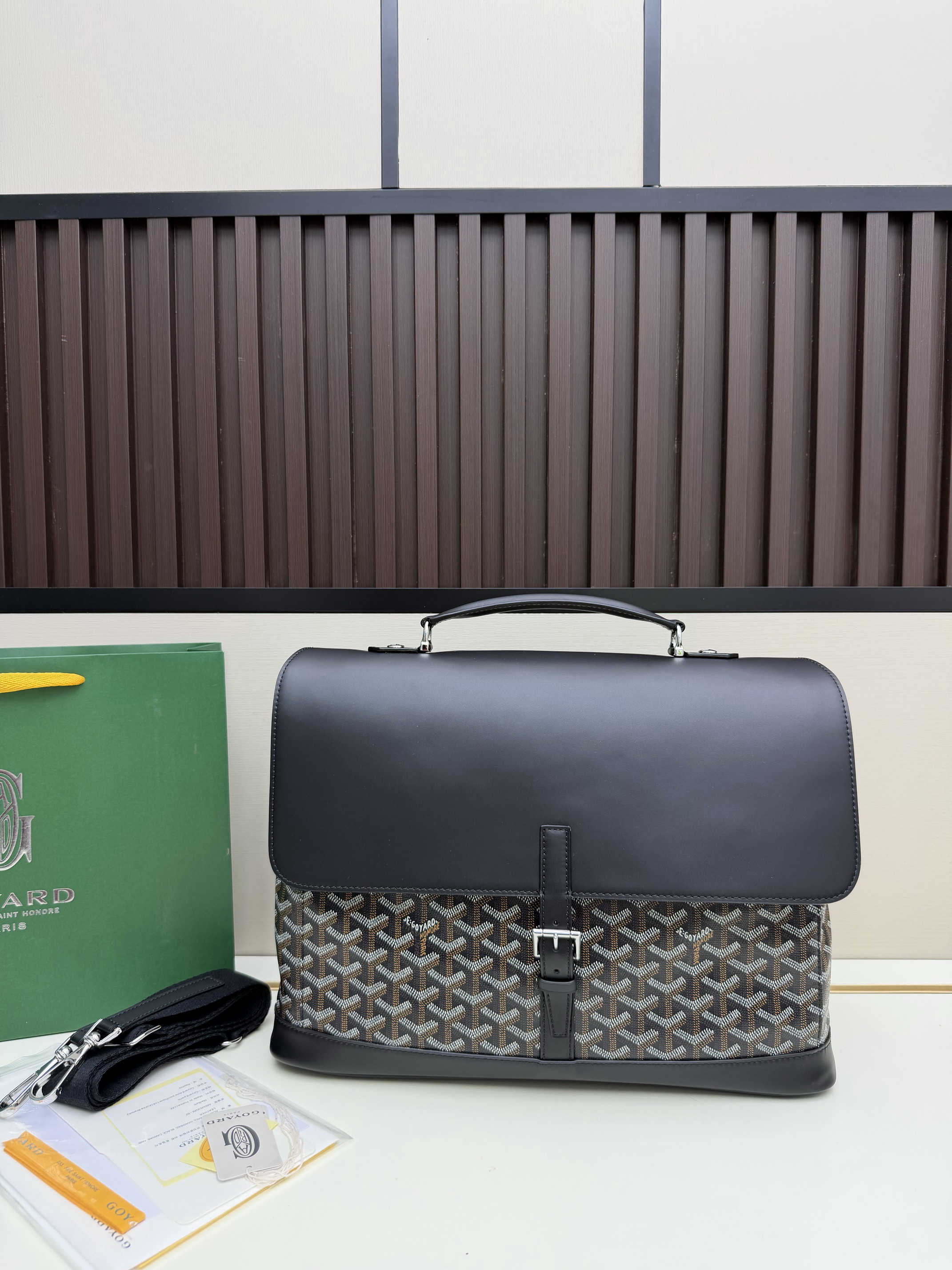 Goyard 020171 33x9x38cm jj