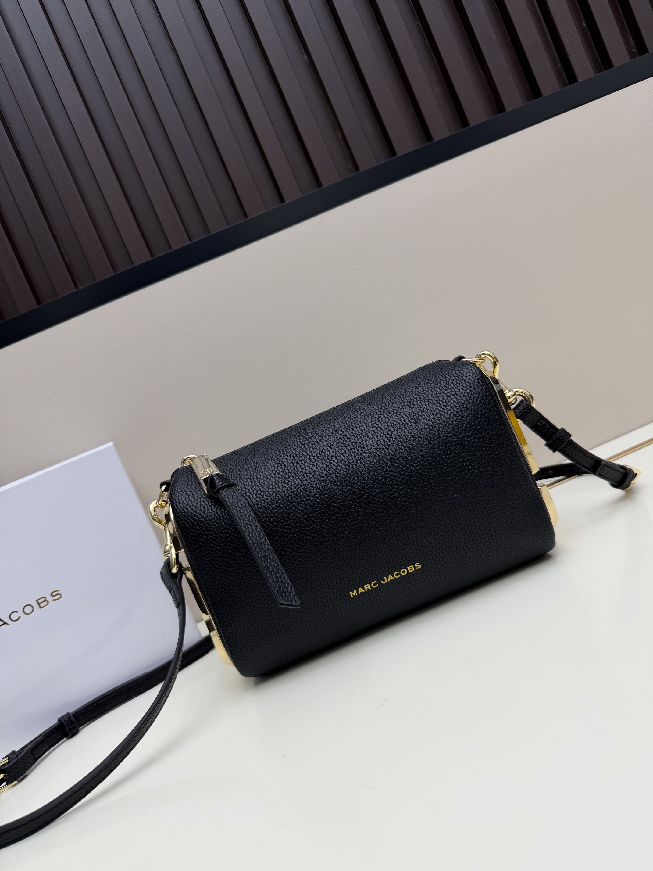 Marc Jacobs 1H8963 22x8.5x15cm jj3