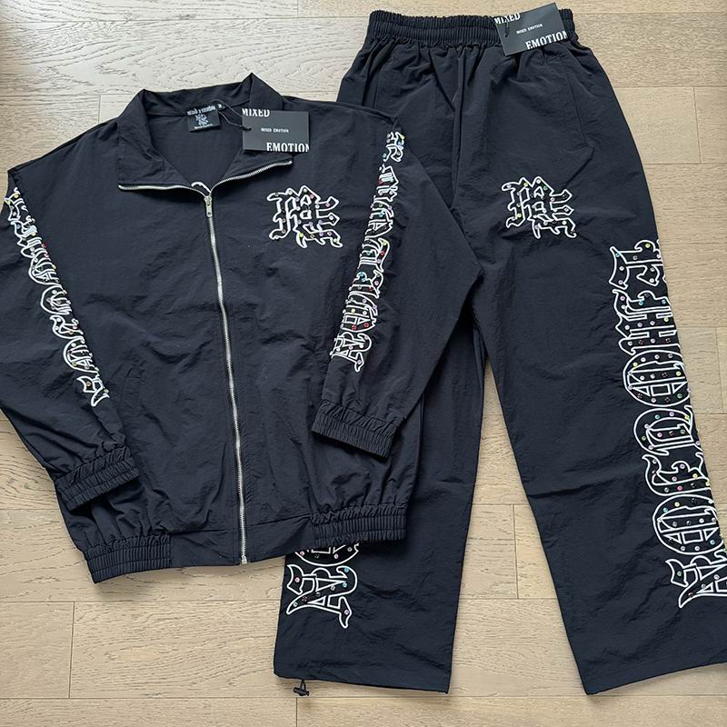 Mixed Emotion S-XL x3tr02