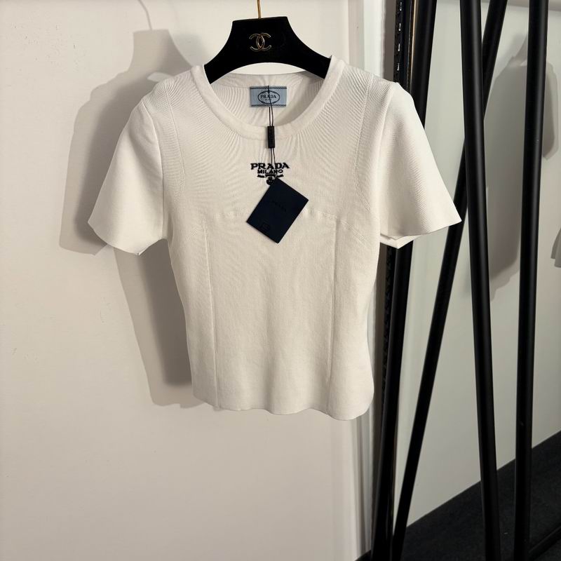 Prada one size 329