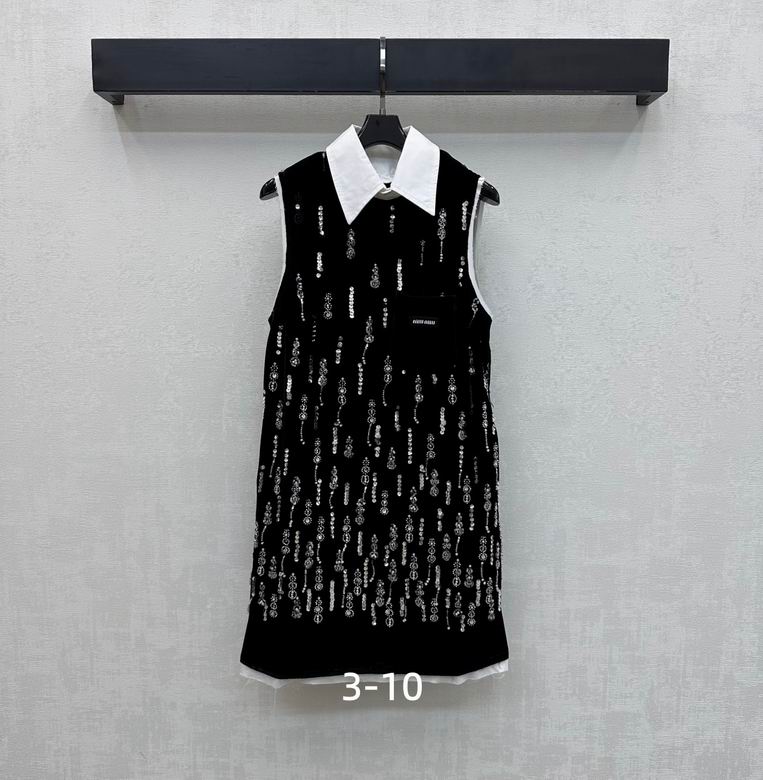MiuMiu S-XL 127