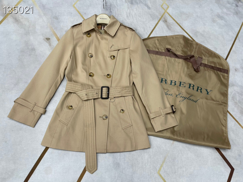 Burberry S-XL 26yr44