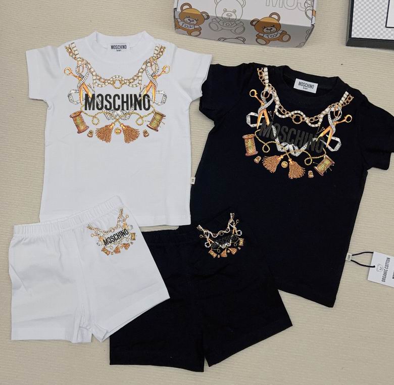 Moschino sz73-110 42