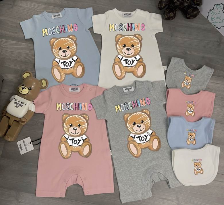 Moschino sz59 66 73 80 85 90 58
