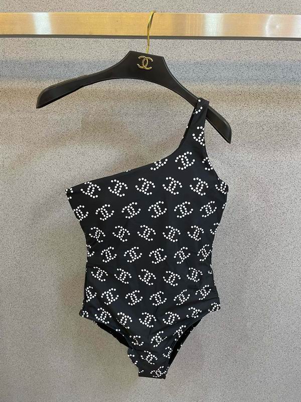 Chanel S-XL 213