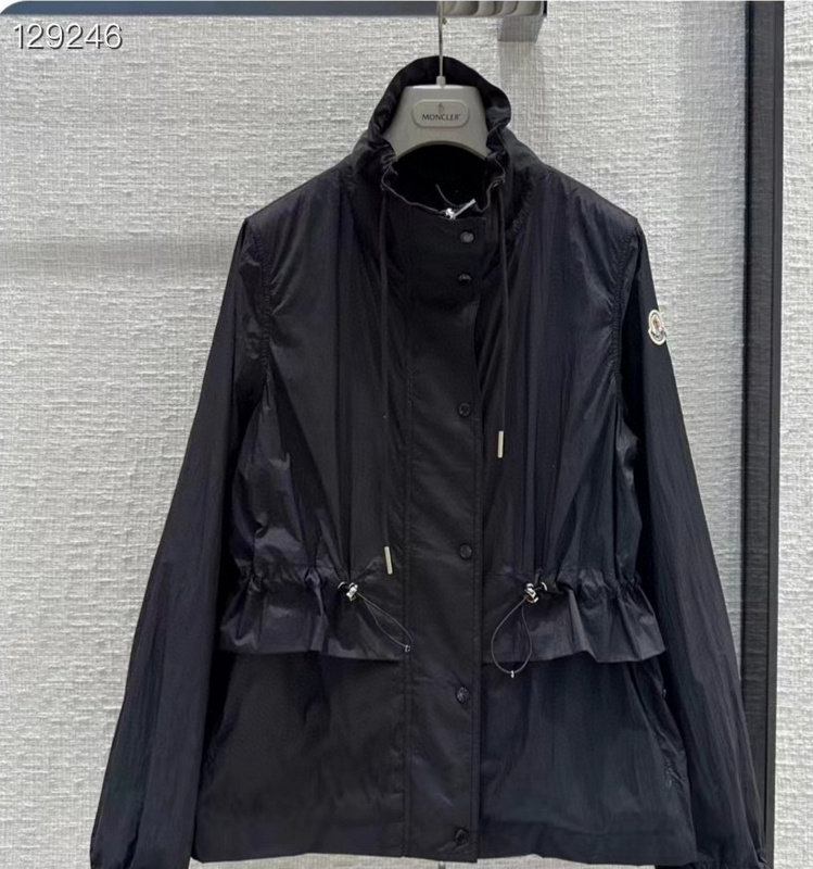 Moncler sz1-3 26yr104