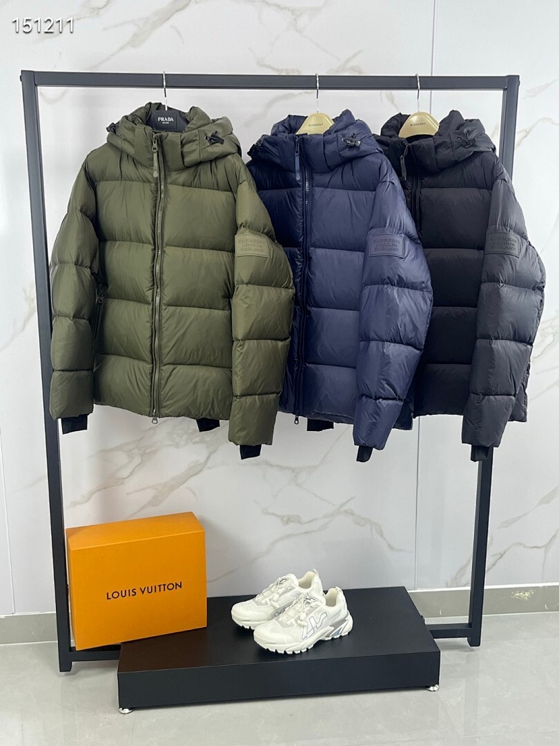 Burberry sz48-56 26yr131
