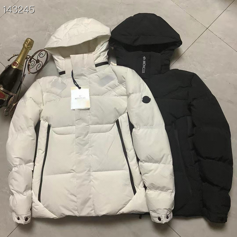 Moncler sz1-5 26yr256