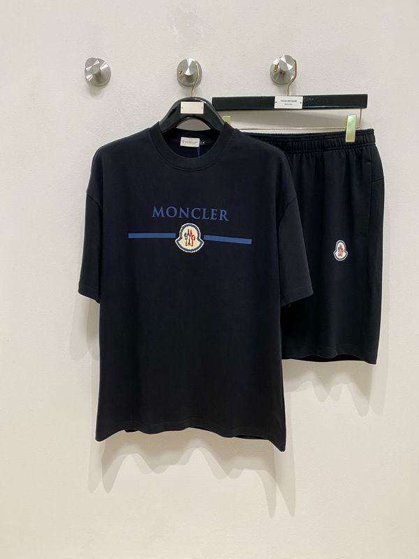 Moncler 2 Pieces Short xet