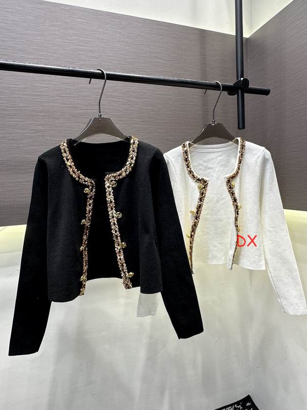 Chanel One Size 48