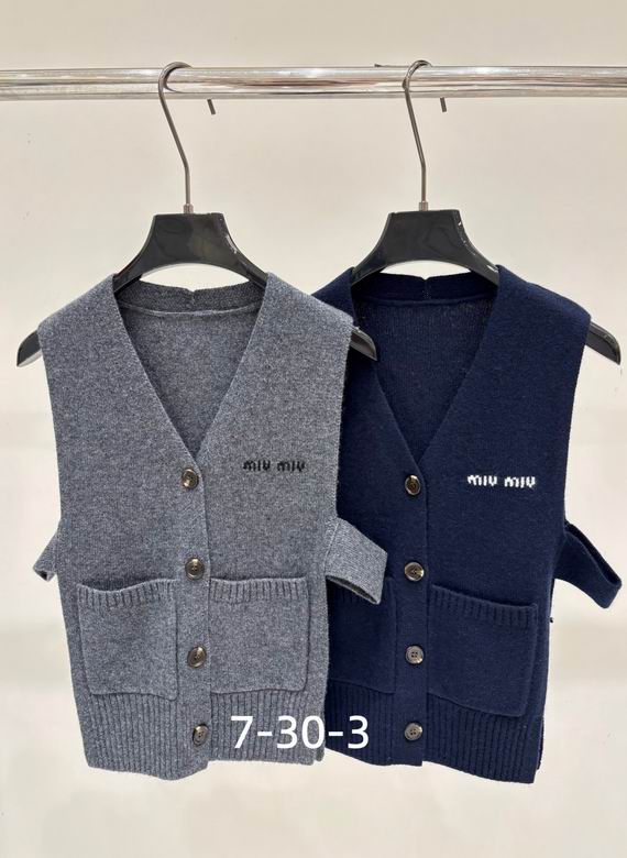 MiuMiu S-XL 122